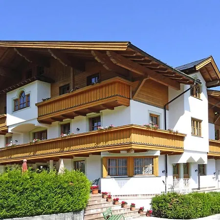 Apartment In With A Balcony Filzmoos