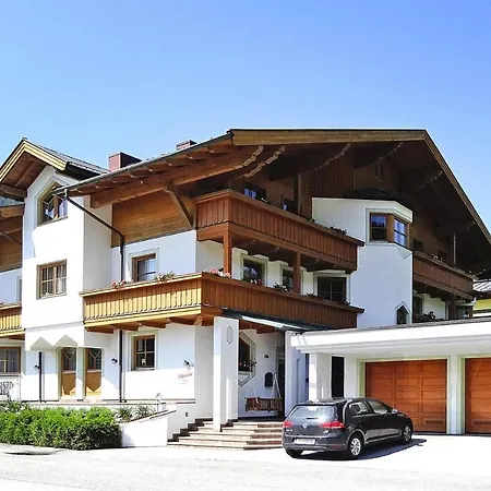 Apartment In With A Balcony Filzmoos
